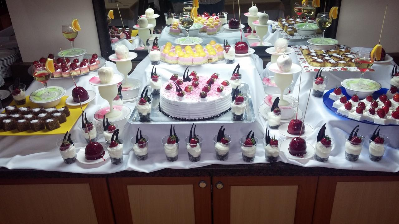 Side Palm D'Or Hotel ภายนอก รูปภาพ